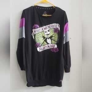 Disney nightmare before Christmas sweater size medium 8/10